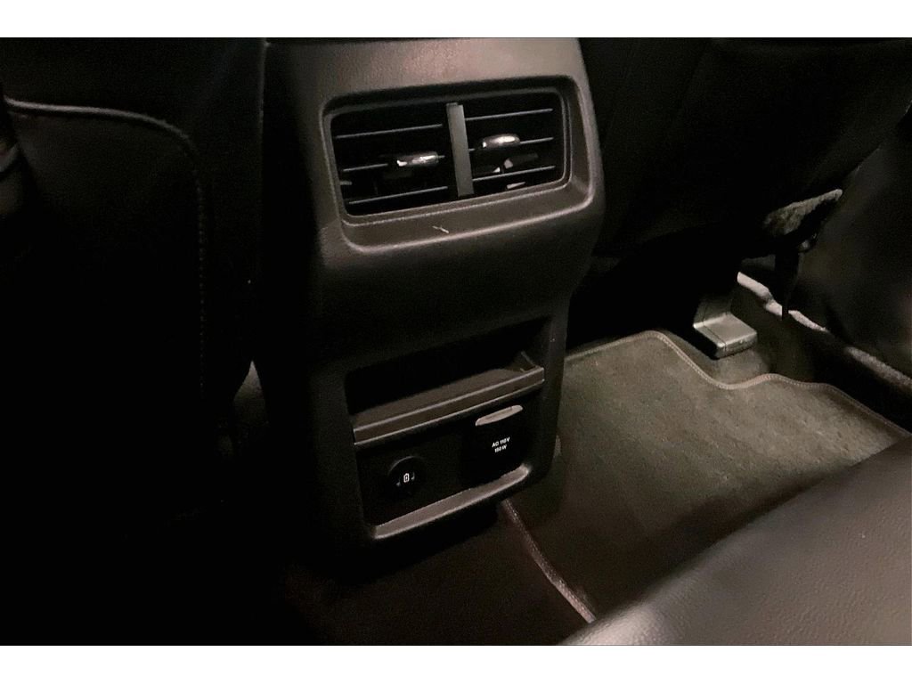 Used 2022 Ford Edge ST-Line image 35