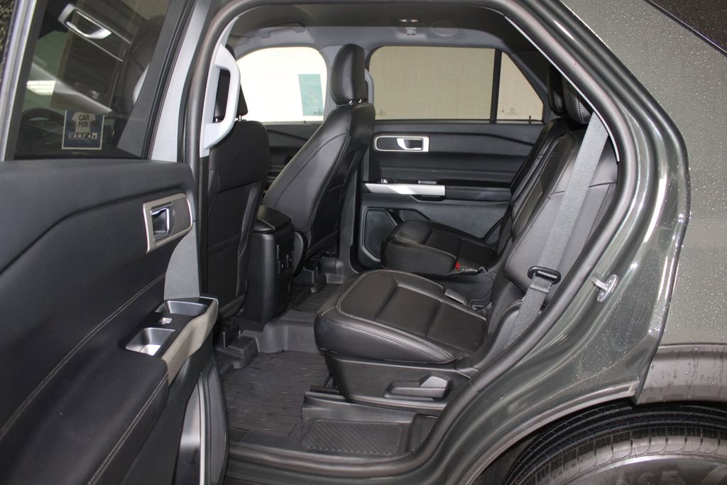 Used 2023 Ford Explorer XLT w/ Equipment Group 202A image 27
