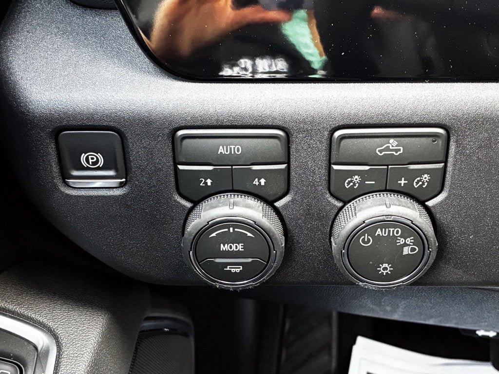 New 2026 Chevrolet Silverado 1500 LT AWD/4WD image 8