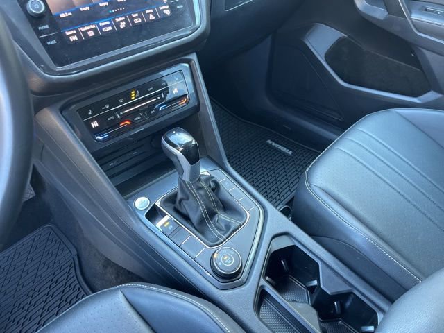 Used 2024 Volkswagen Tiguan SE image 27
