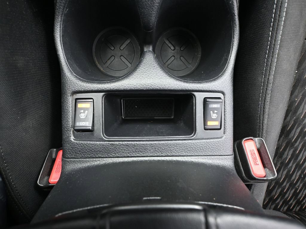 Used 2020 Nissan Rogue SV image 33