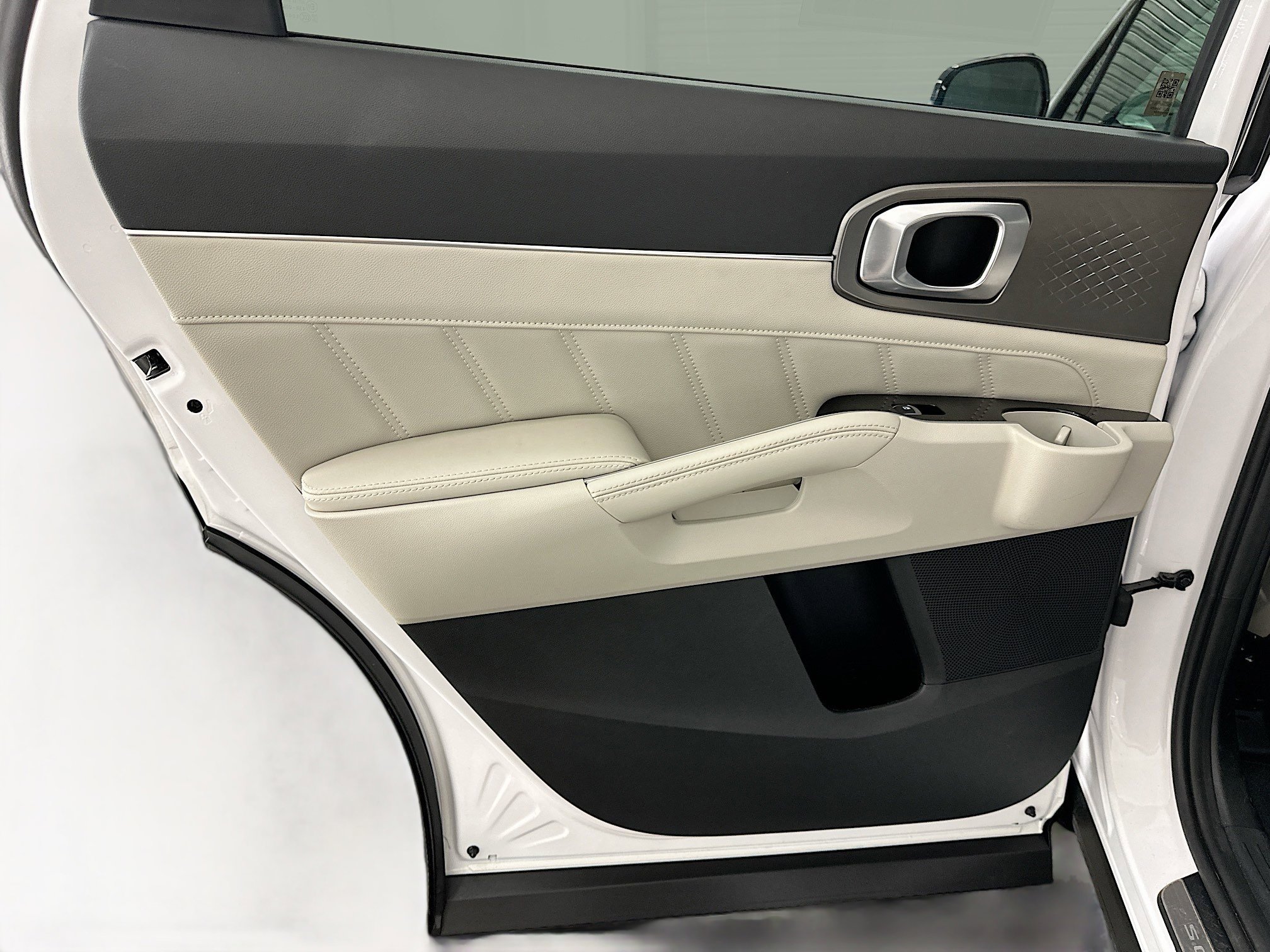 Used 2022 Kia Sorento SX image 28