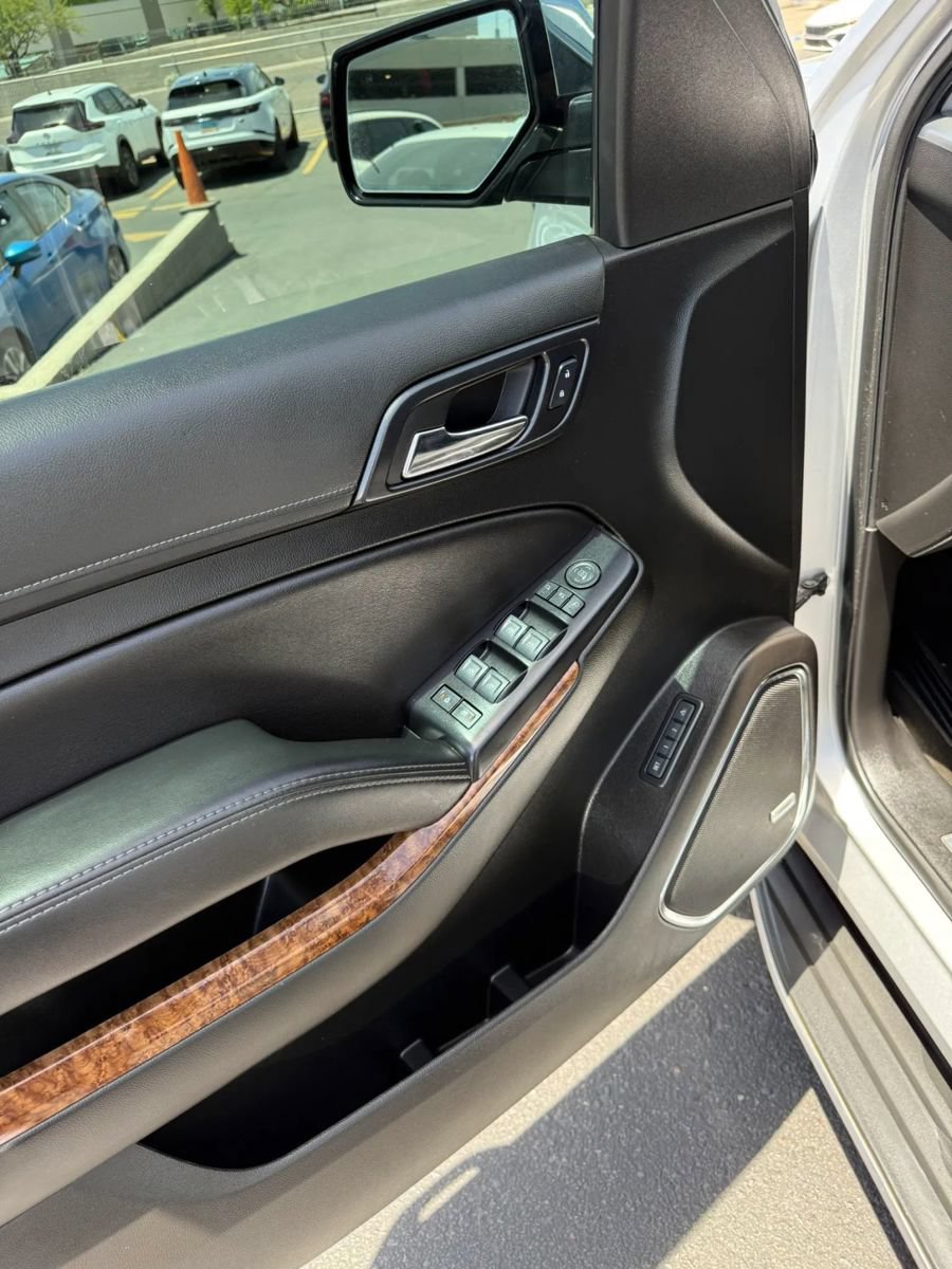 Used 2018 Chevrolet Tahoe Premier RWD image 8