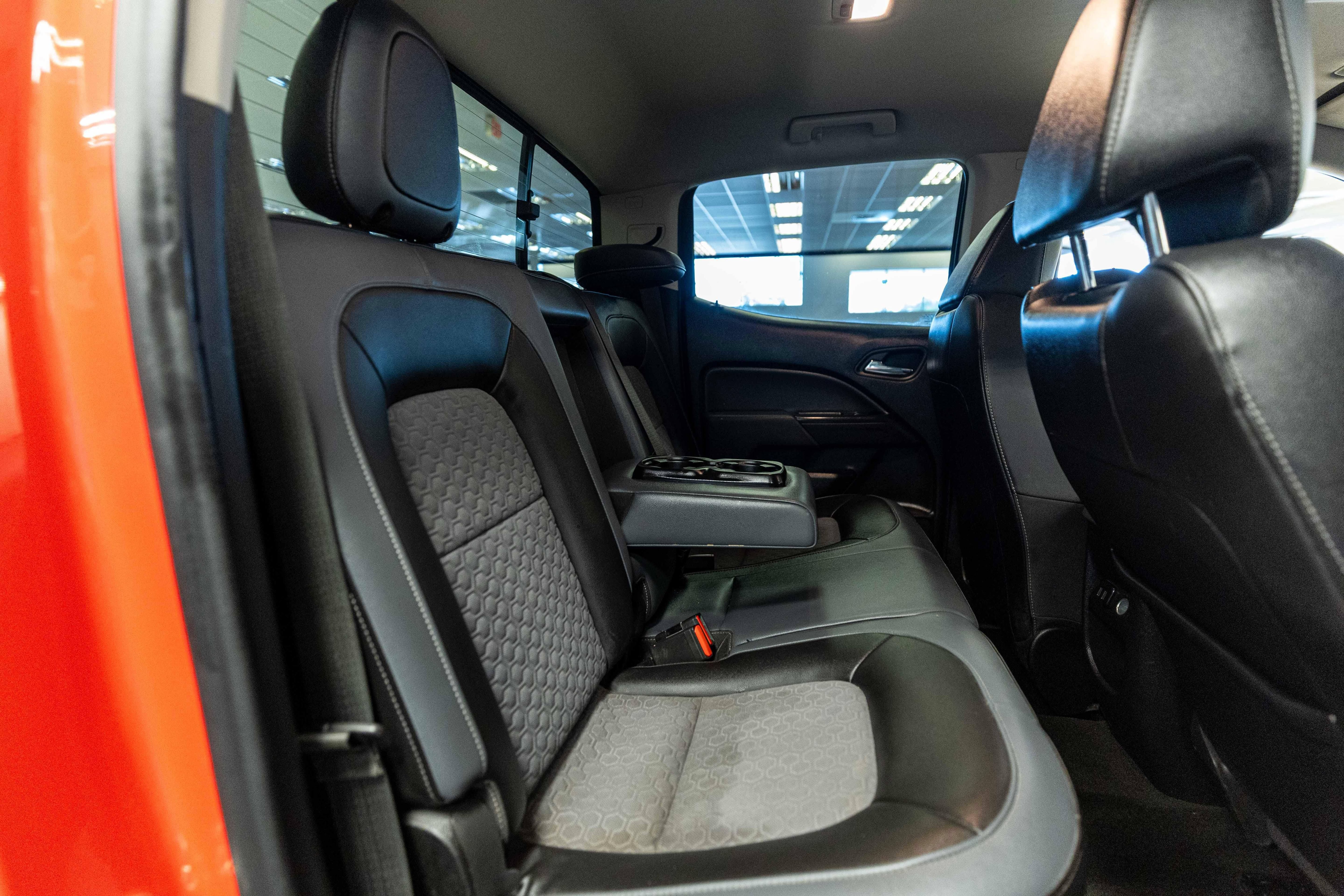 Used 2016 Chevrolet Colorado Z71 AWD/4WD image 13