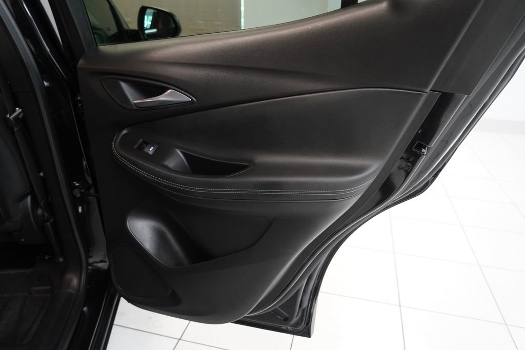 Used 2021 Buick Encore GX Preferred FWD image 28
