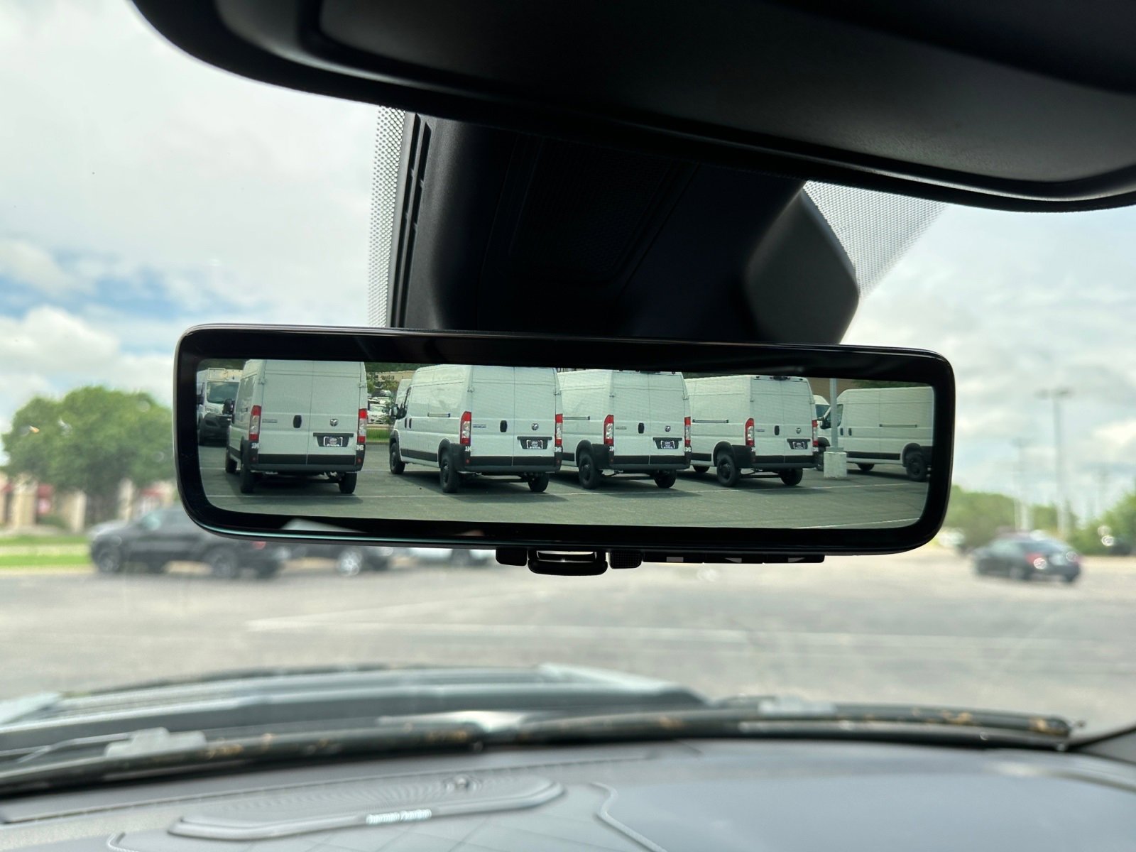 New 2025 RAM 1500 Limited image 32