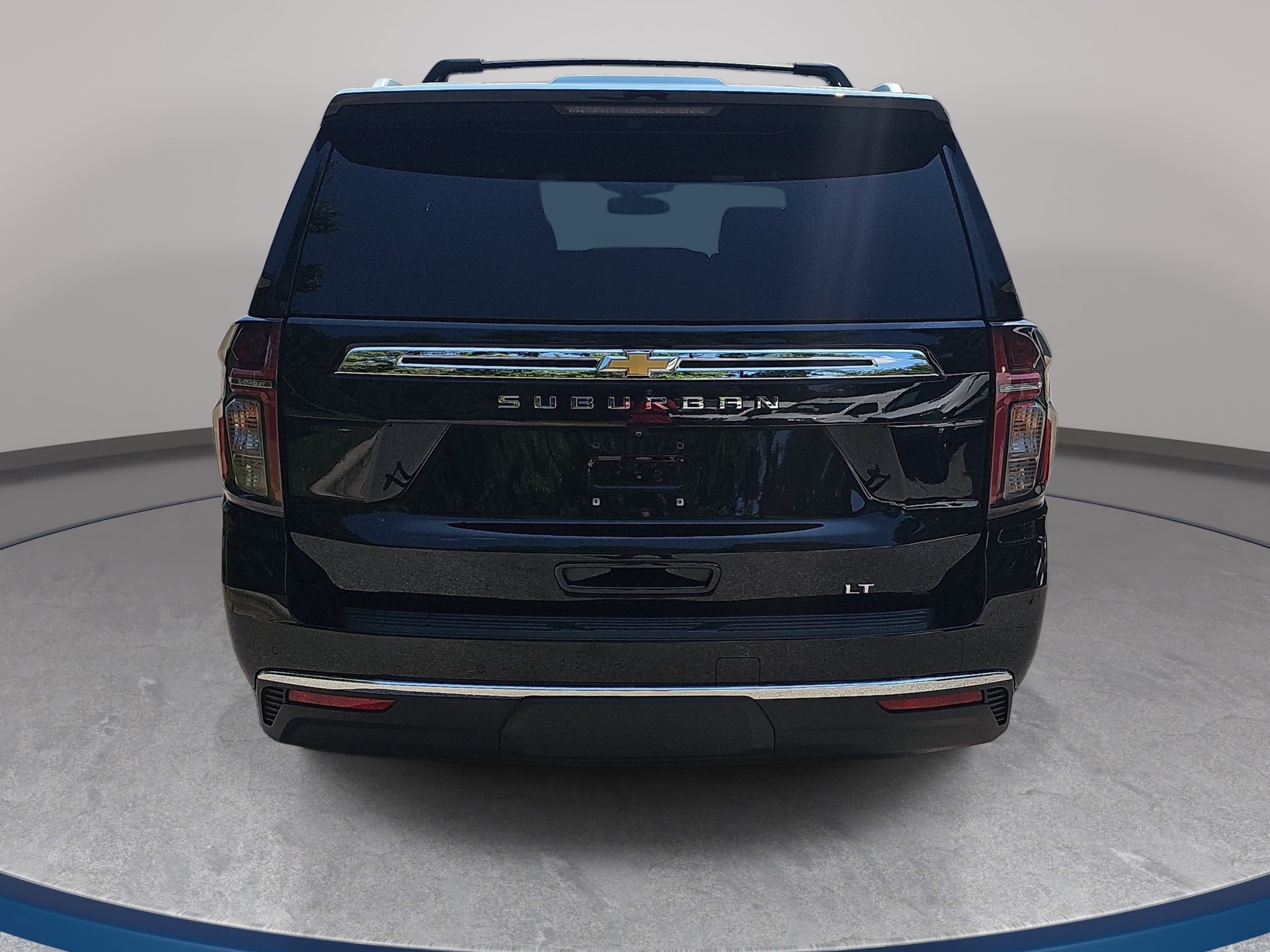 Used 2023 Chevrolet Suburban LT AWD/4WD image 6