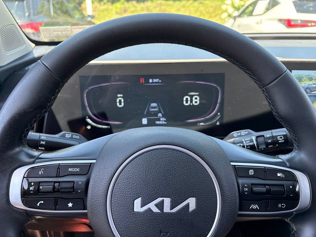 Used 2023 Kia Sportage EX FWD image 22