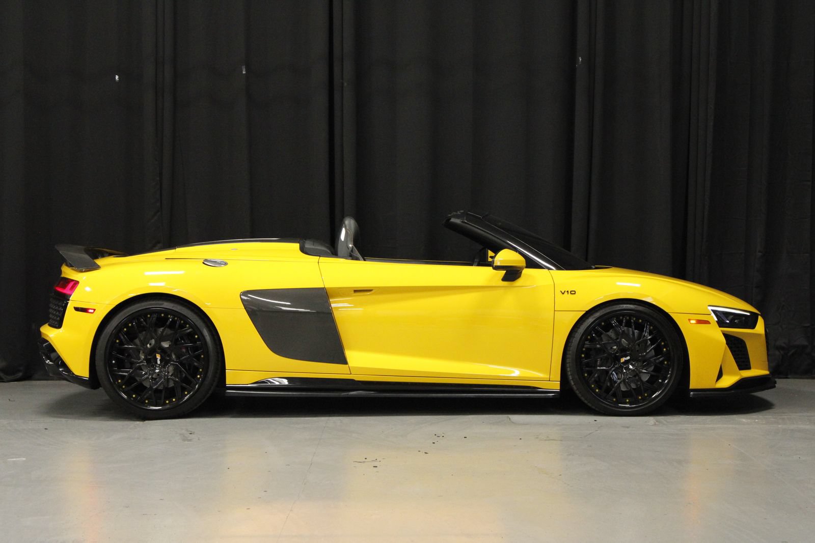 Used 2022 Audi R8 V10 RWD image 6