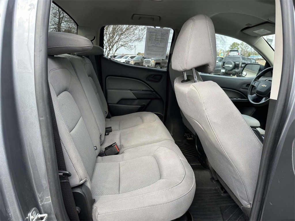 Used 2022 Chevrolet Colorado W/T image 10
