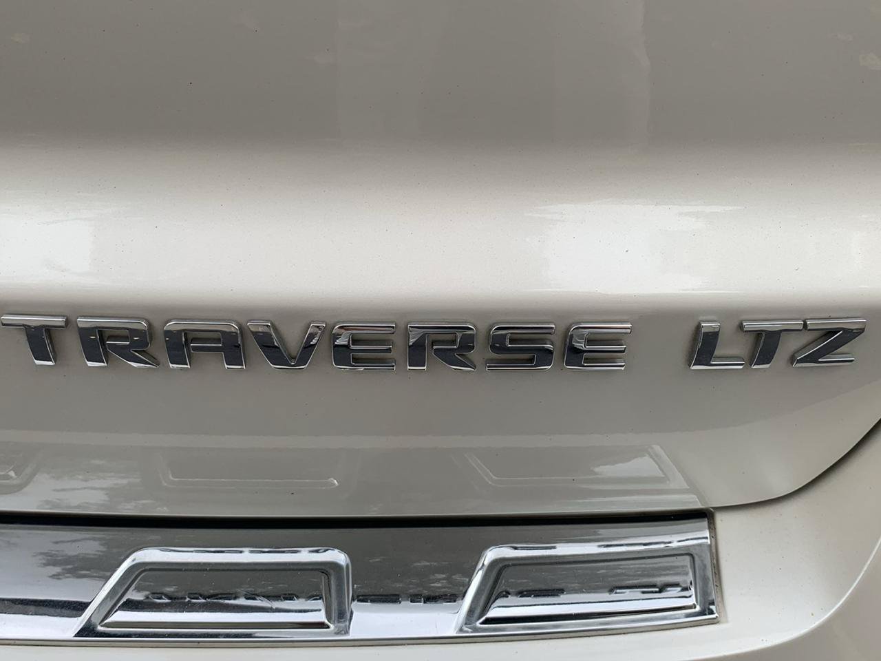 Used 2015 Chevrolet Traverse LTZ AWD/4WD image 37