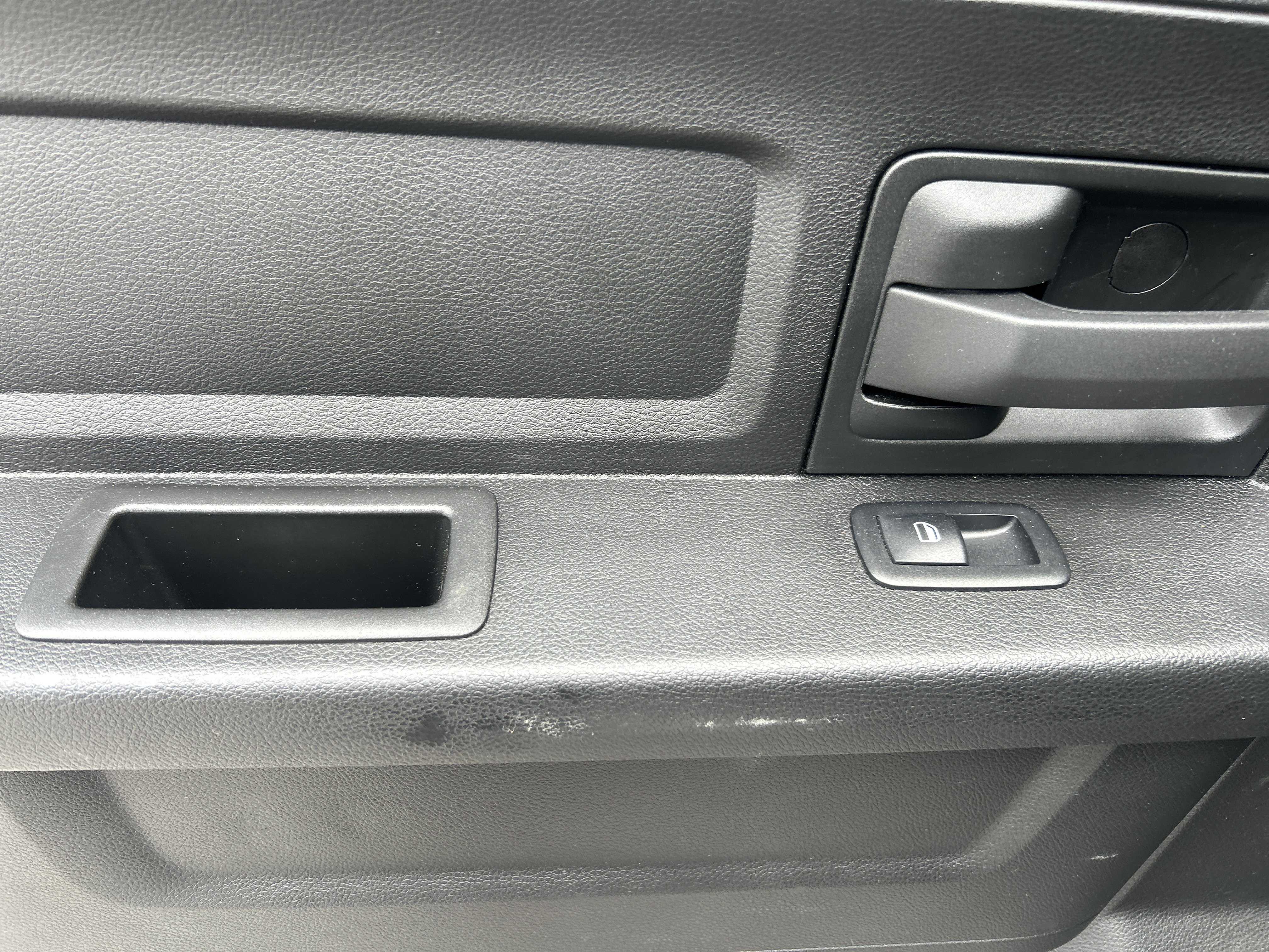 Used 2022 RAM 4500 Tradesman RWD image 29