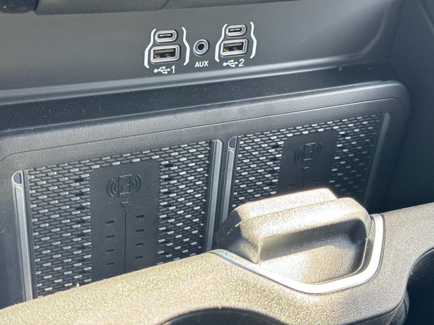 New 2026 RAM 2500 Laramie w/ Night Edition AWD/4WD image 31