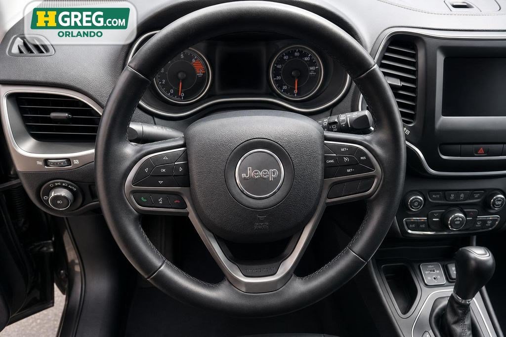 Used 2020 Jeep Cherokee Latitude Plus FWD image 14