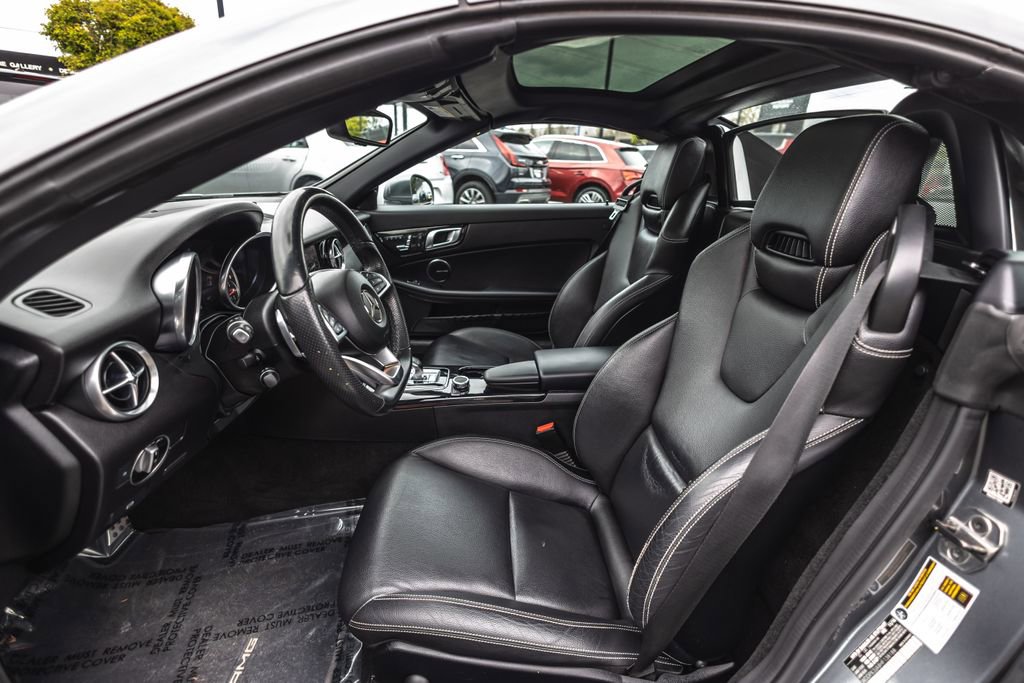 Used 2017 Mercedes-Benz SLC 300 image 23