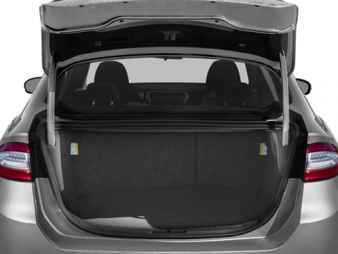 Used 2016 Ford Fusion SE w/ Equipment Group 202A image 14