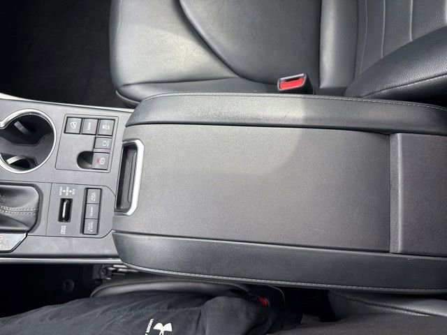 Used 2023 Toyota Highlander XLE AWD/4WD image 20