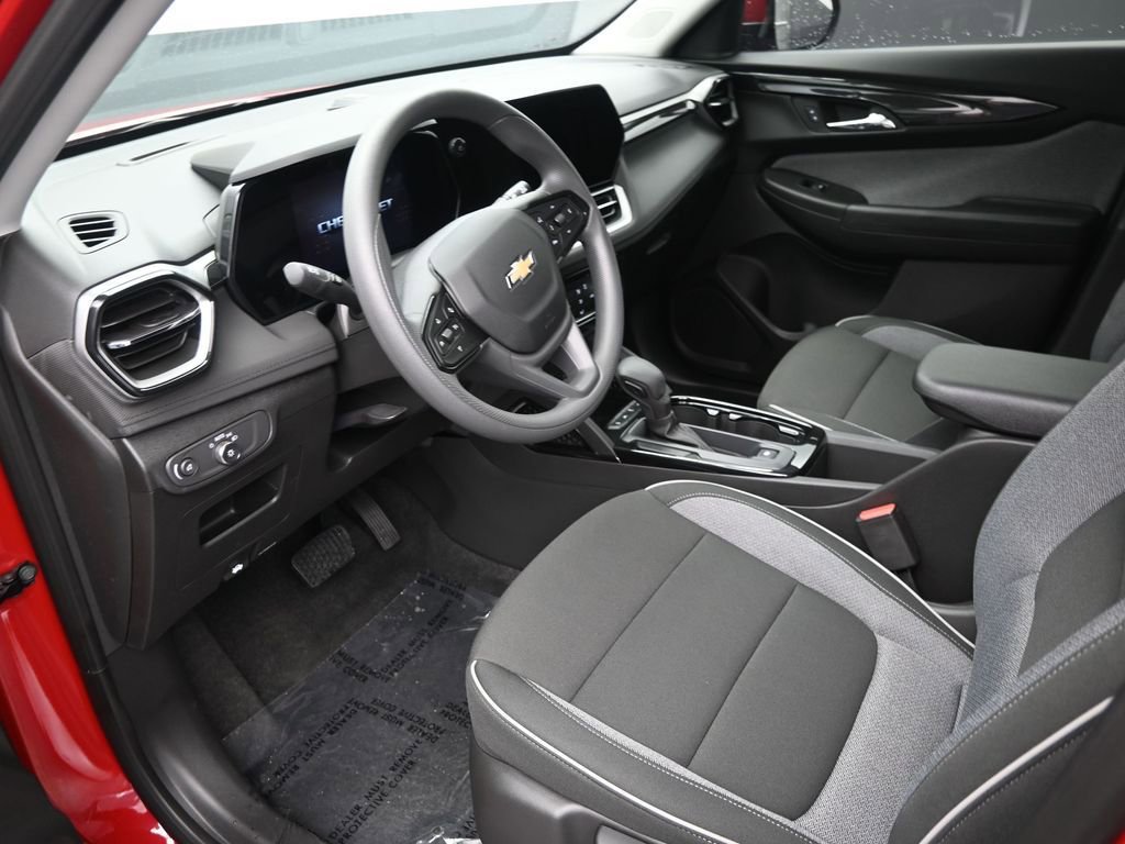 Used 2026 Chevrolet TrailBlazer LT image 12