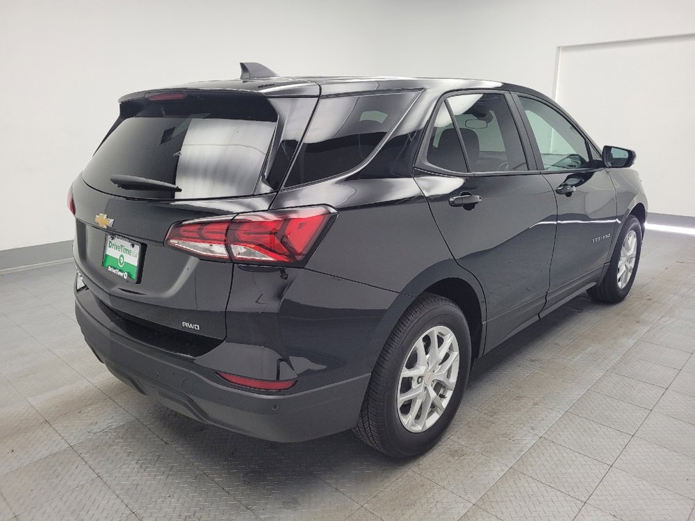 Used 2024 Chevrolet Equinox LS image 9