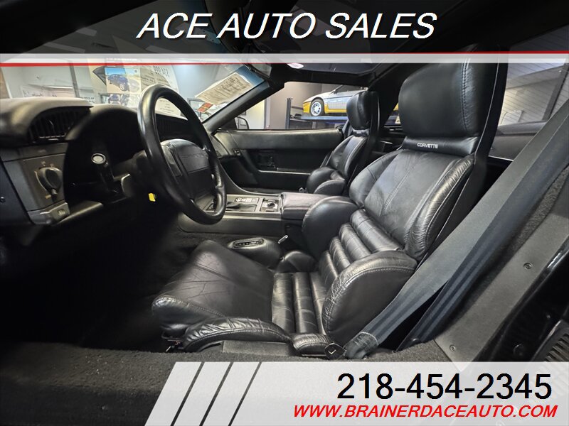 Used 1991 Chevrolet Corvette ZR-1 RWD image 10