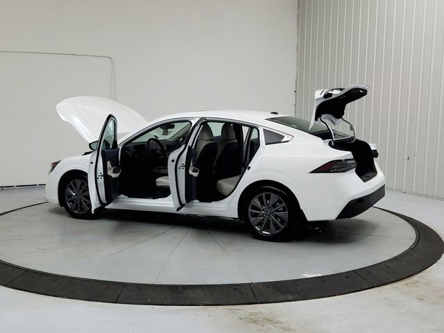 New 2026 Nissan Sentra SL w/ Floor Mat Package image 13