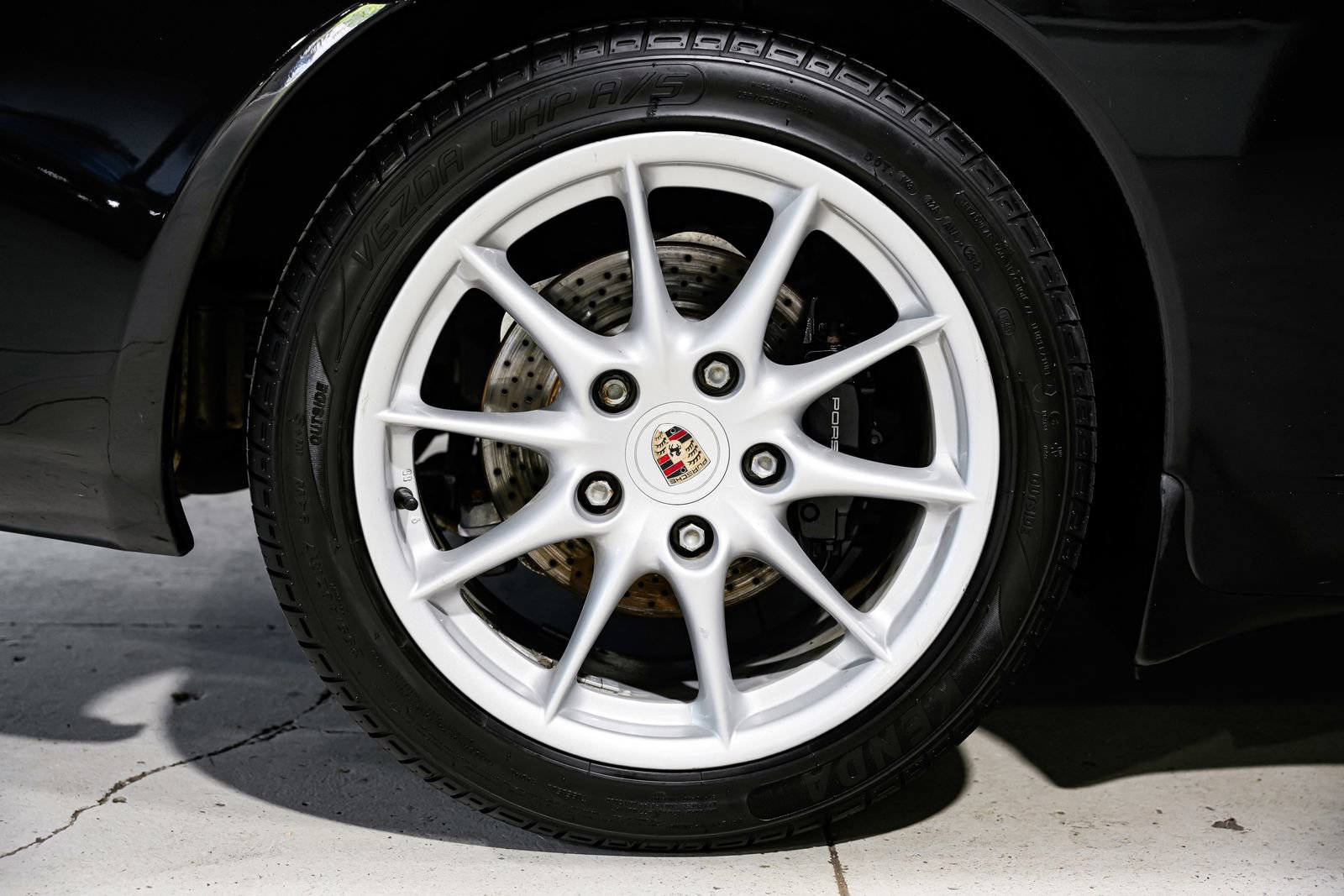 Used 2004 Porsche 911 Carrera RWD image 45