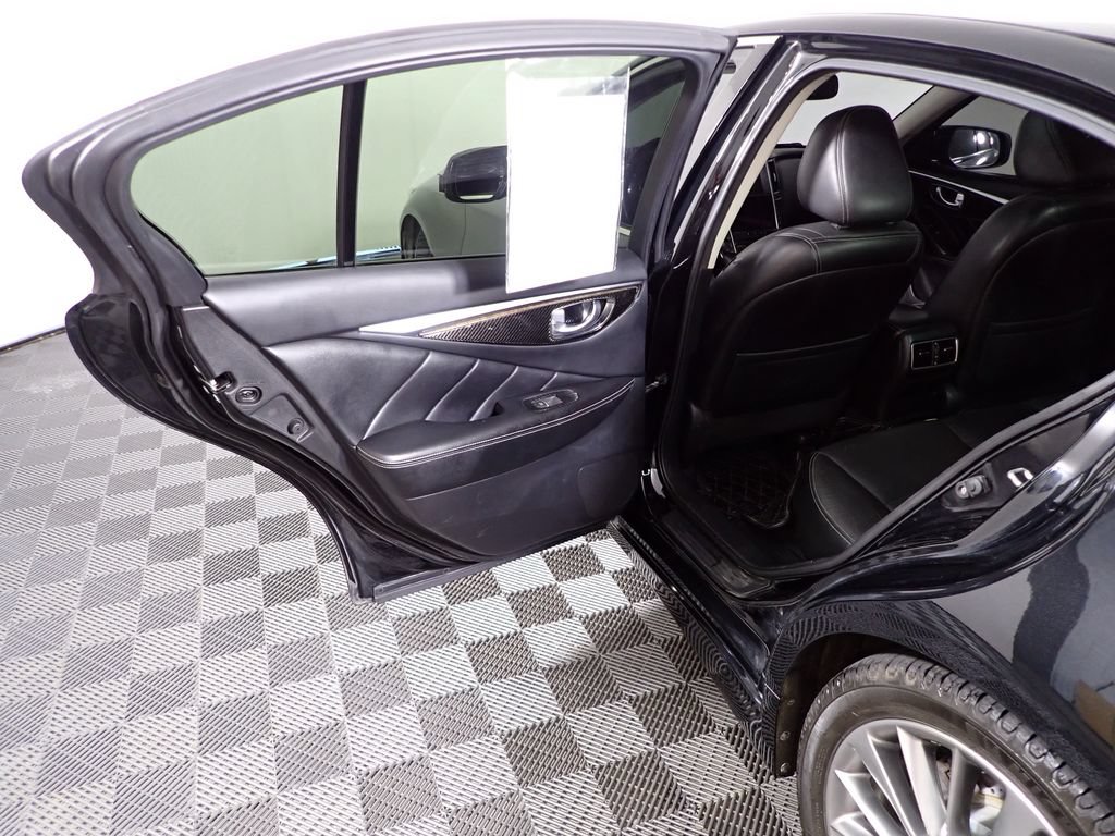 Used 2018 INFINITI Q50 Luxe w/ Sensory Package (Luxe) AWD/4WD image 31