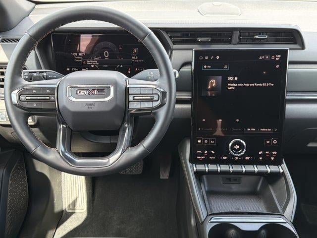 New 2026 GMC Terrain AT4 w/ Technology Package II AWD/4WD image 19