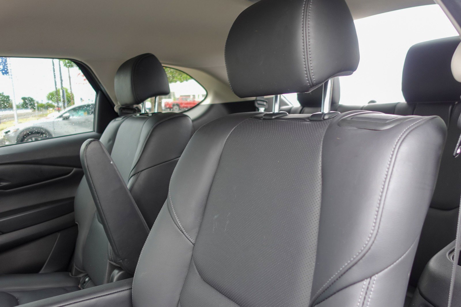 Used 2023 MAZDA CX-9 Touring image 23