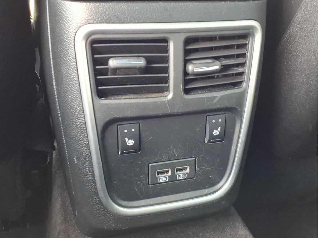 Used 2018 Dodge Charger GT AWD/4WD image 14
