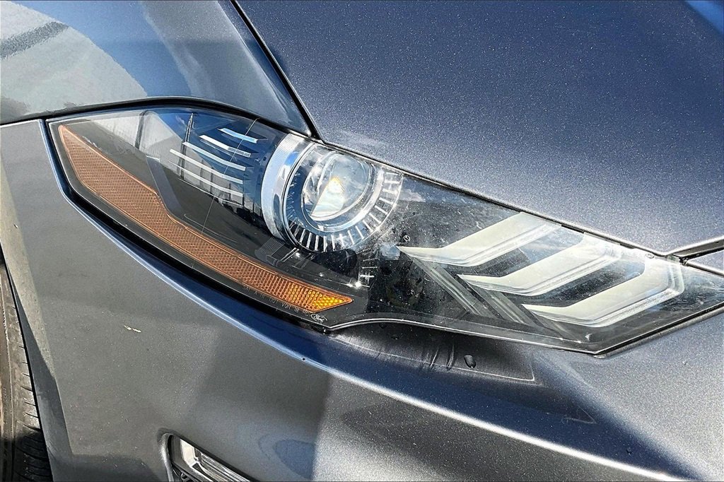 Used 2022 Ford Mustang Convertible w/ Equipment Group 101A image 30