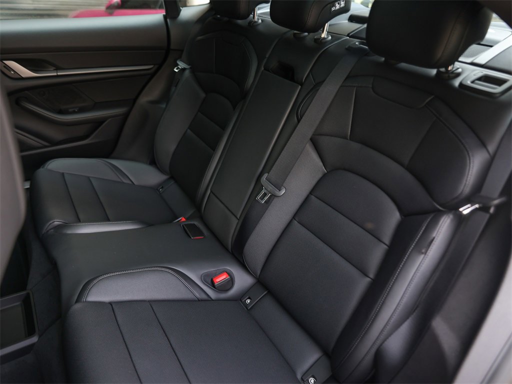 Used 2025 Porsche Taycan 4S image 28