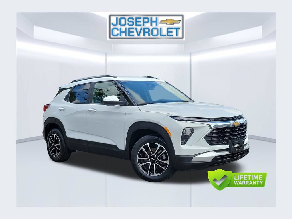 Used 2025 Chevrolet TrailBlazer LT