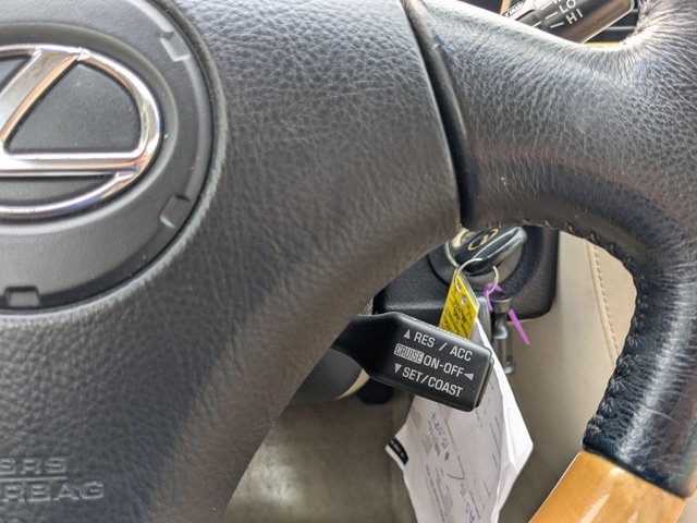 Used 2002 Lexus SC 430 Convertible image 12