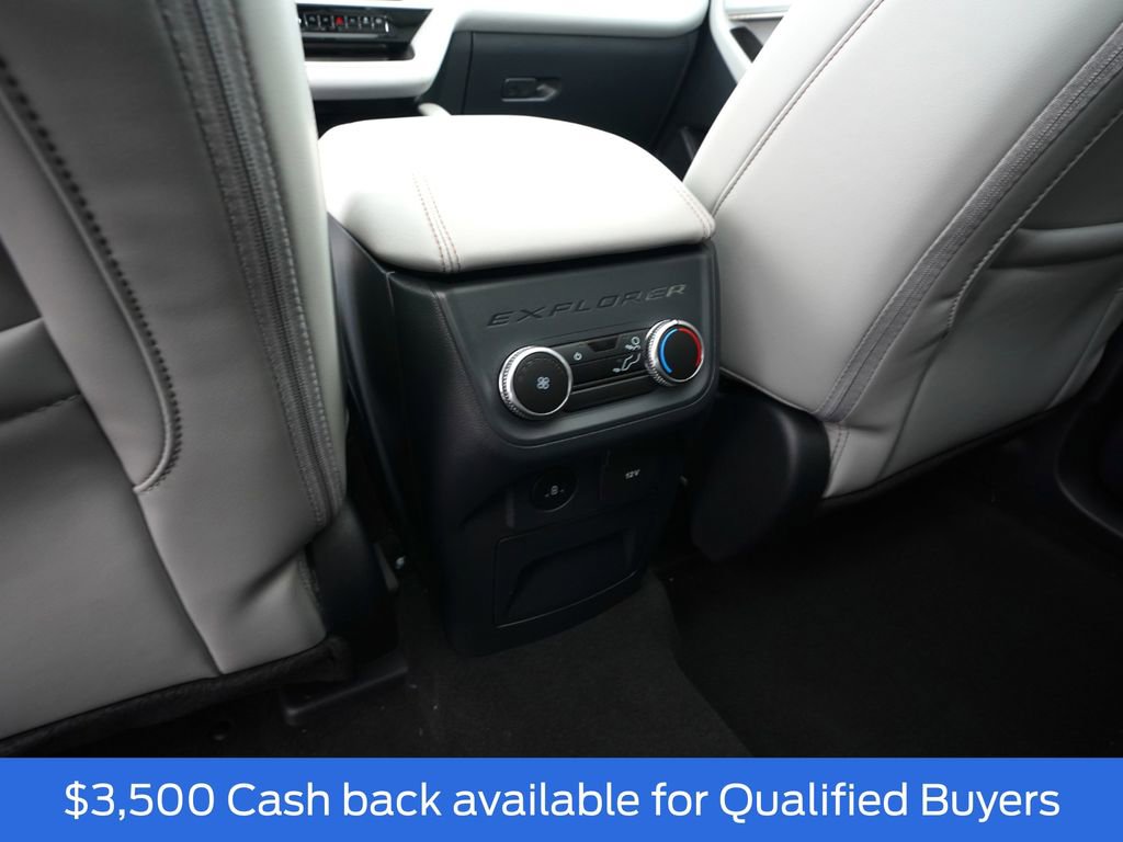 New 2026 Ford Explorer Active w/ Active Comfort Package image 22