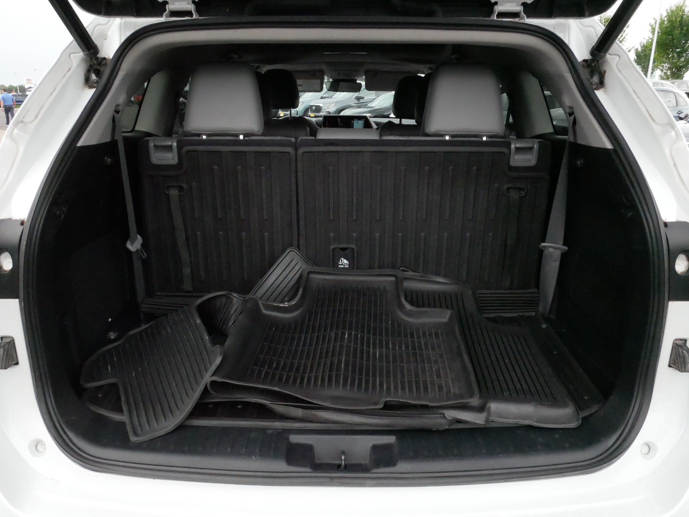 Used 2022 Toyota Highlander Limited AWD/4WD image 18
