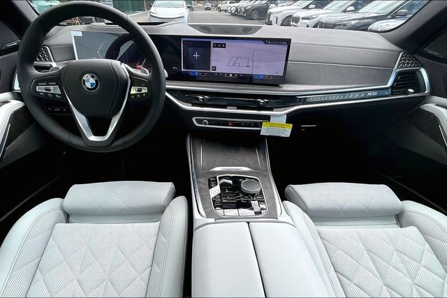New 2026 BMW X5 xDrive50e w/ Premium Package image 5