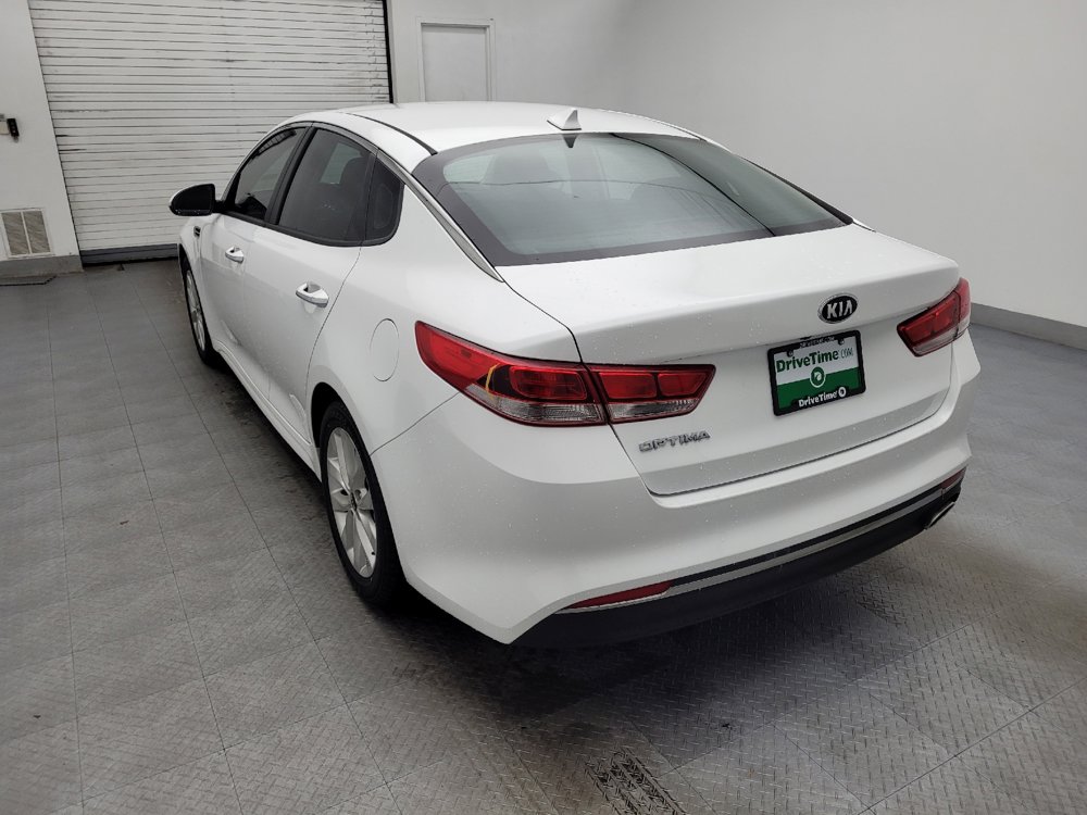 Used 2017 Kia Optima LX w/ Option Group 014 image 5