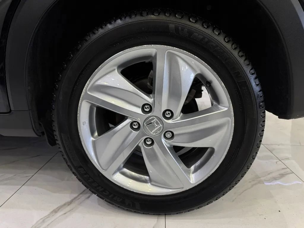 Used 2019 Honda HR-V EX-L image 8