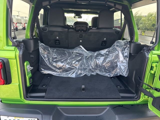 Used 2025 Jeep Wrangler Unlimited Rubicon 392 image 5