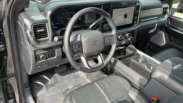 New 2025 Ford F350 Platinum w/ FX4 Off-Road Package image 17