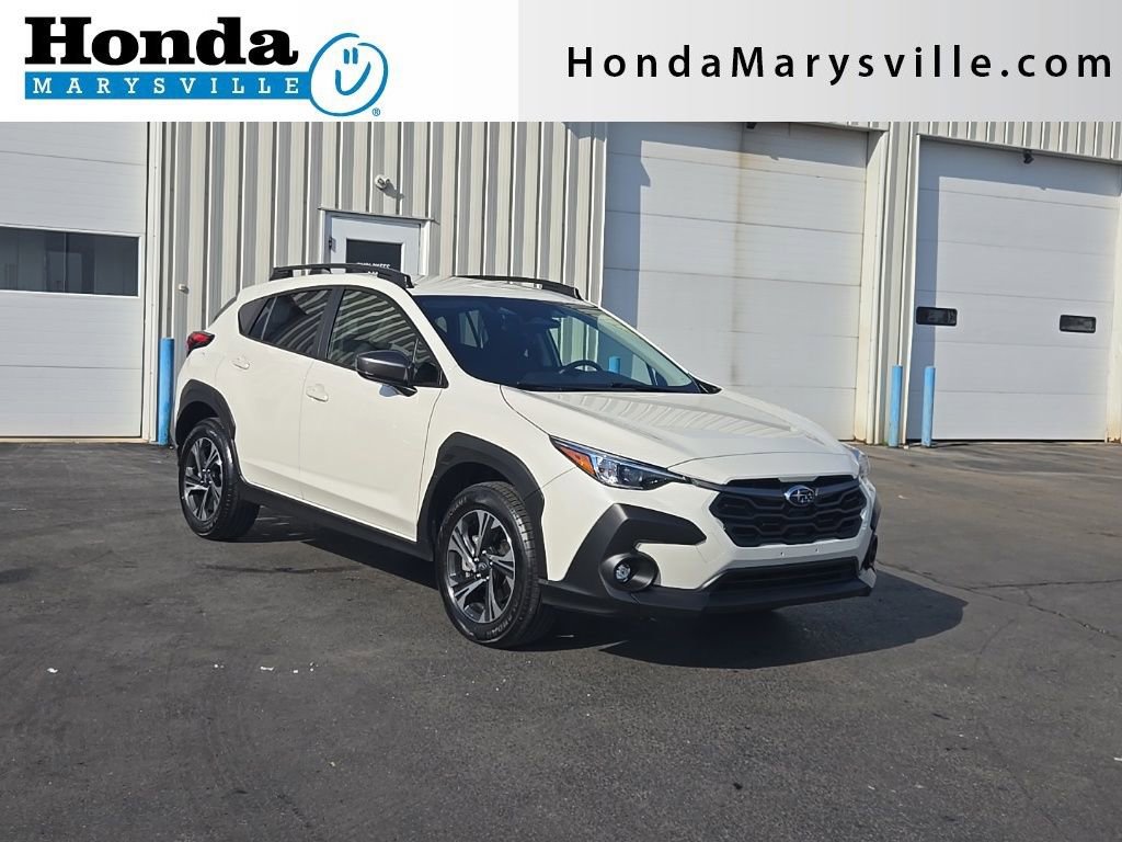 Used 2025 Subaru Crosstrek 2.0i Premium image 1