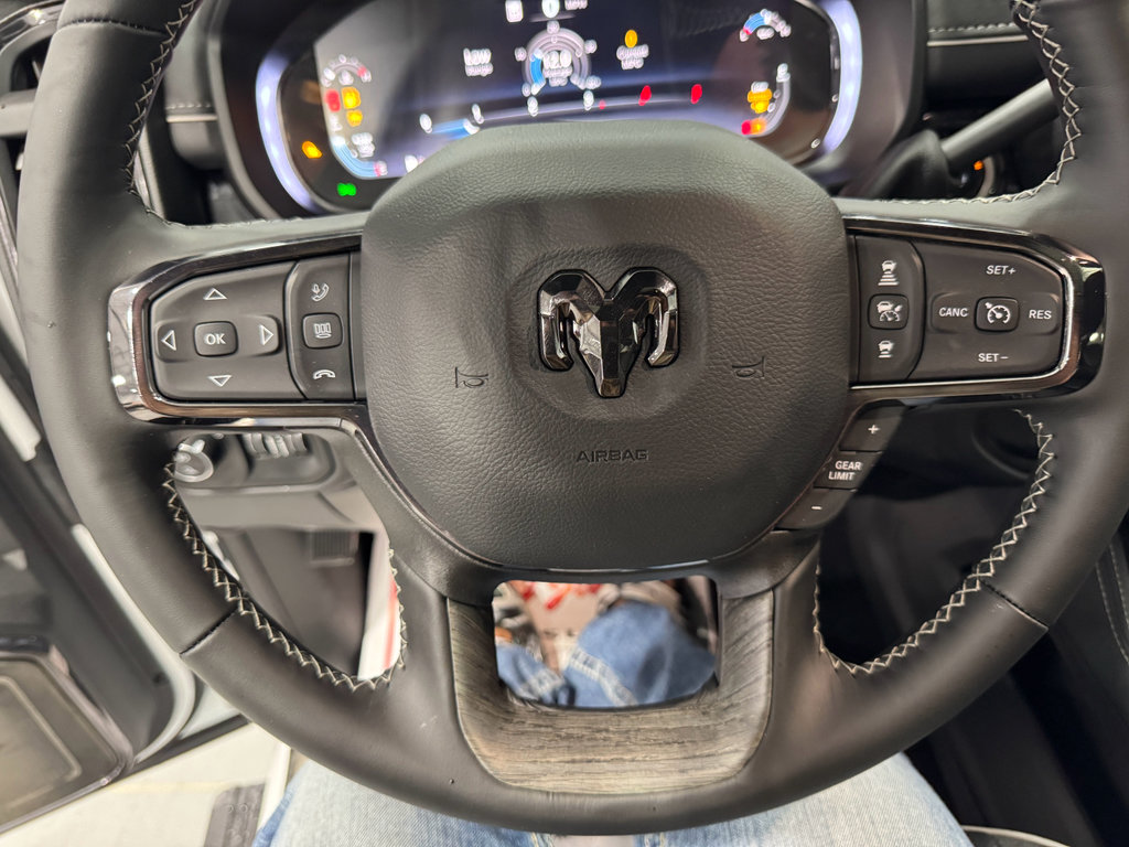 New 2025 RAM 3500 Limited image 29