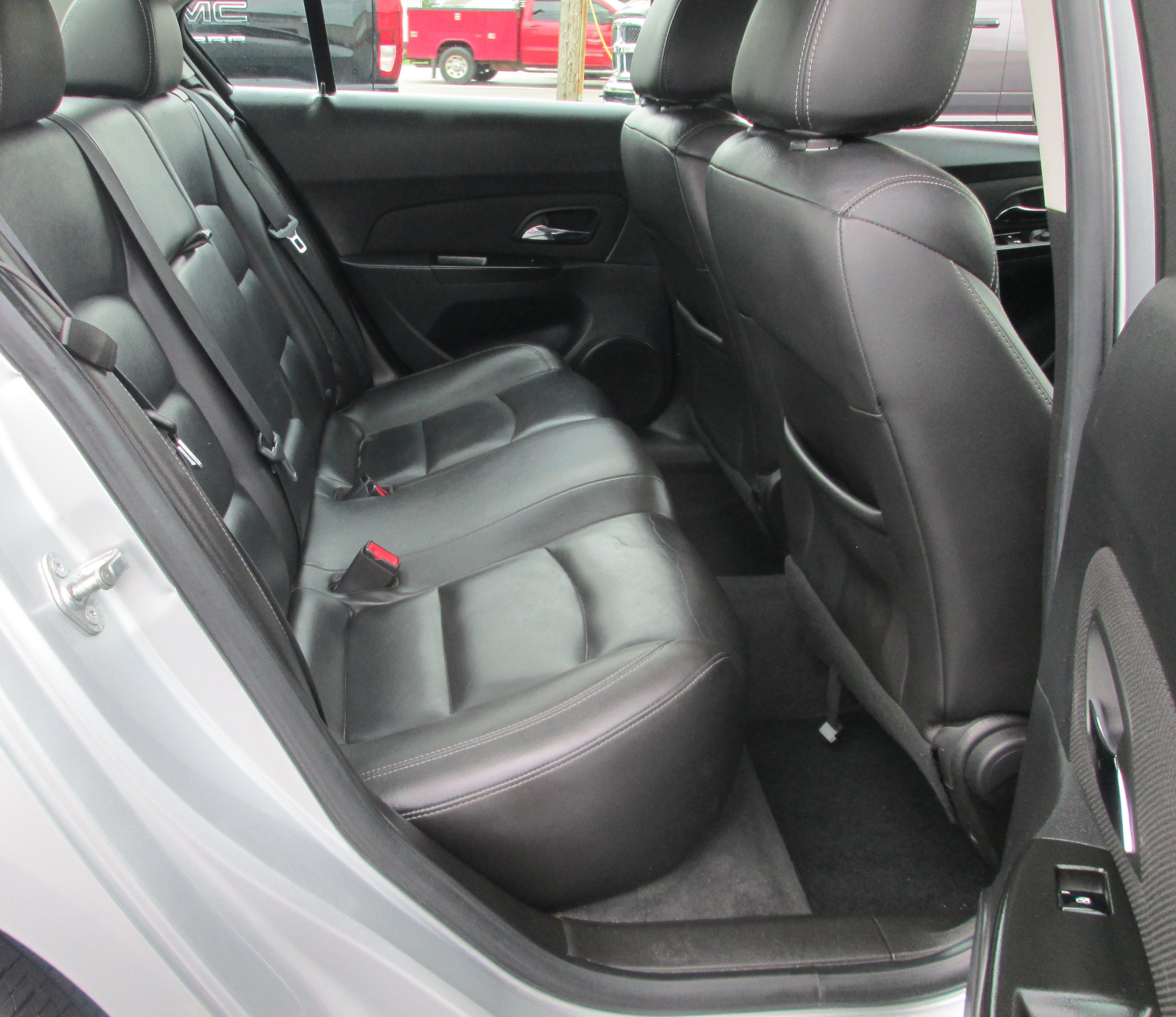 Used 2013 Chevrolet Cruze LT FWD image 12