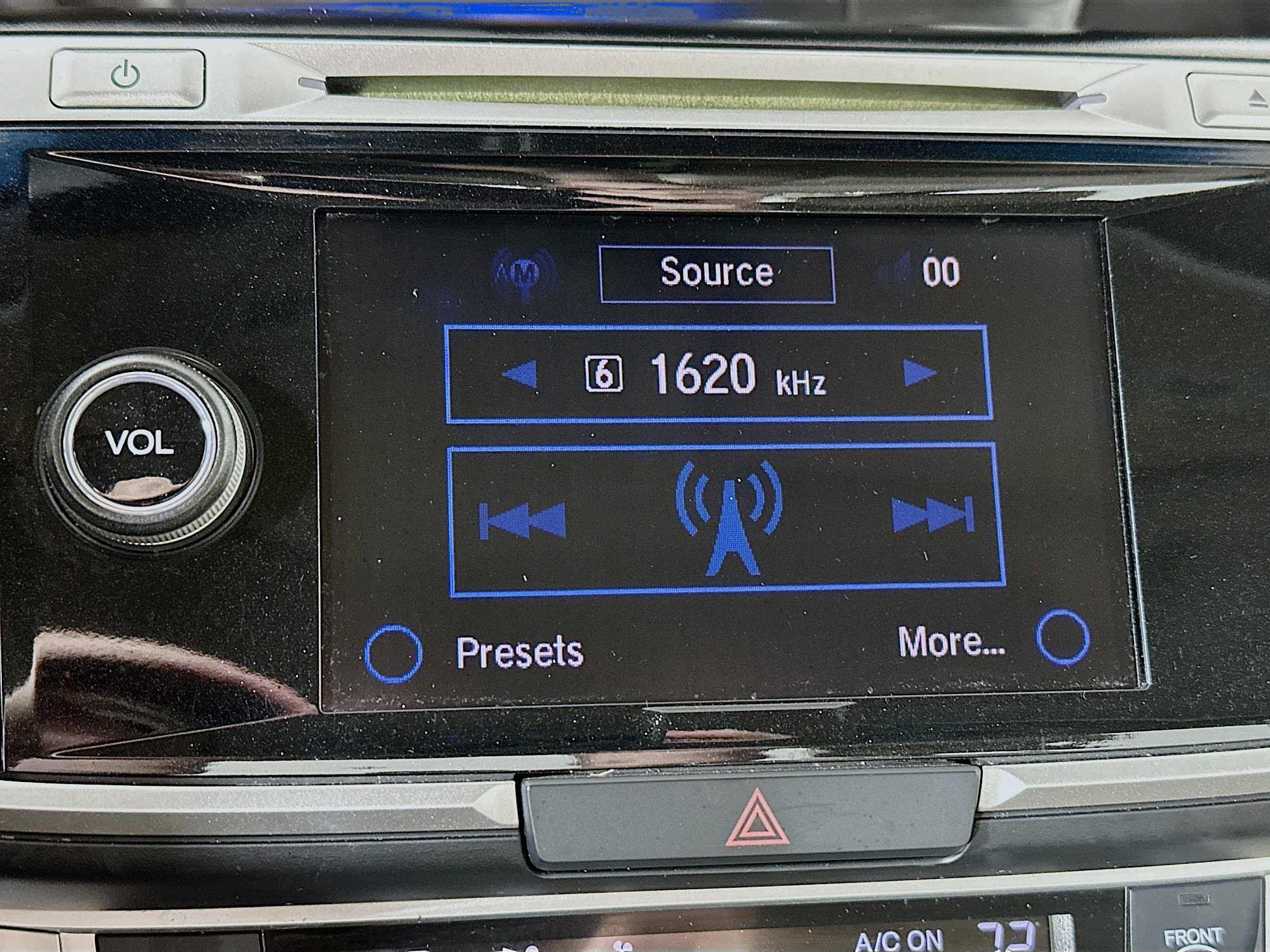 Used 2014 Honda Accord Touring image 15