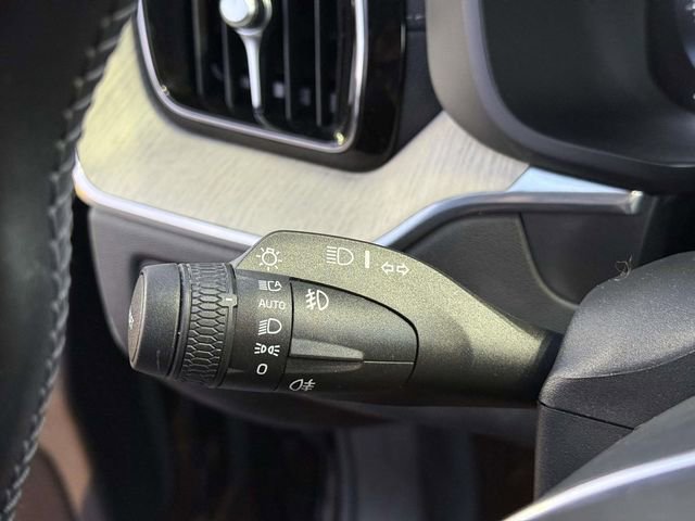 Used 2021 Volvo XC60 T6 Inscription w/ Advanced Package image 30
