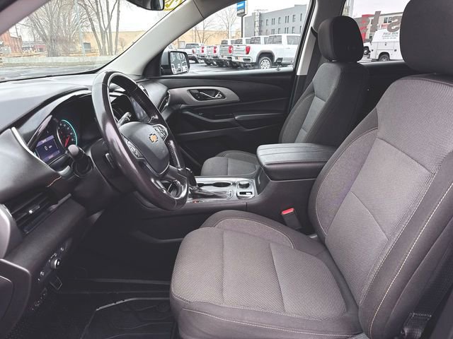 Used 2020 Chevrolet Traverse LT w/ LPO, Floor Liner Package image 18