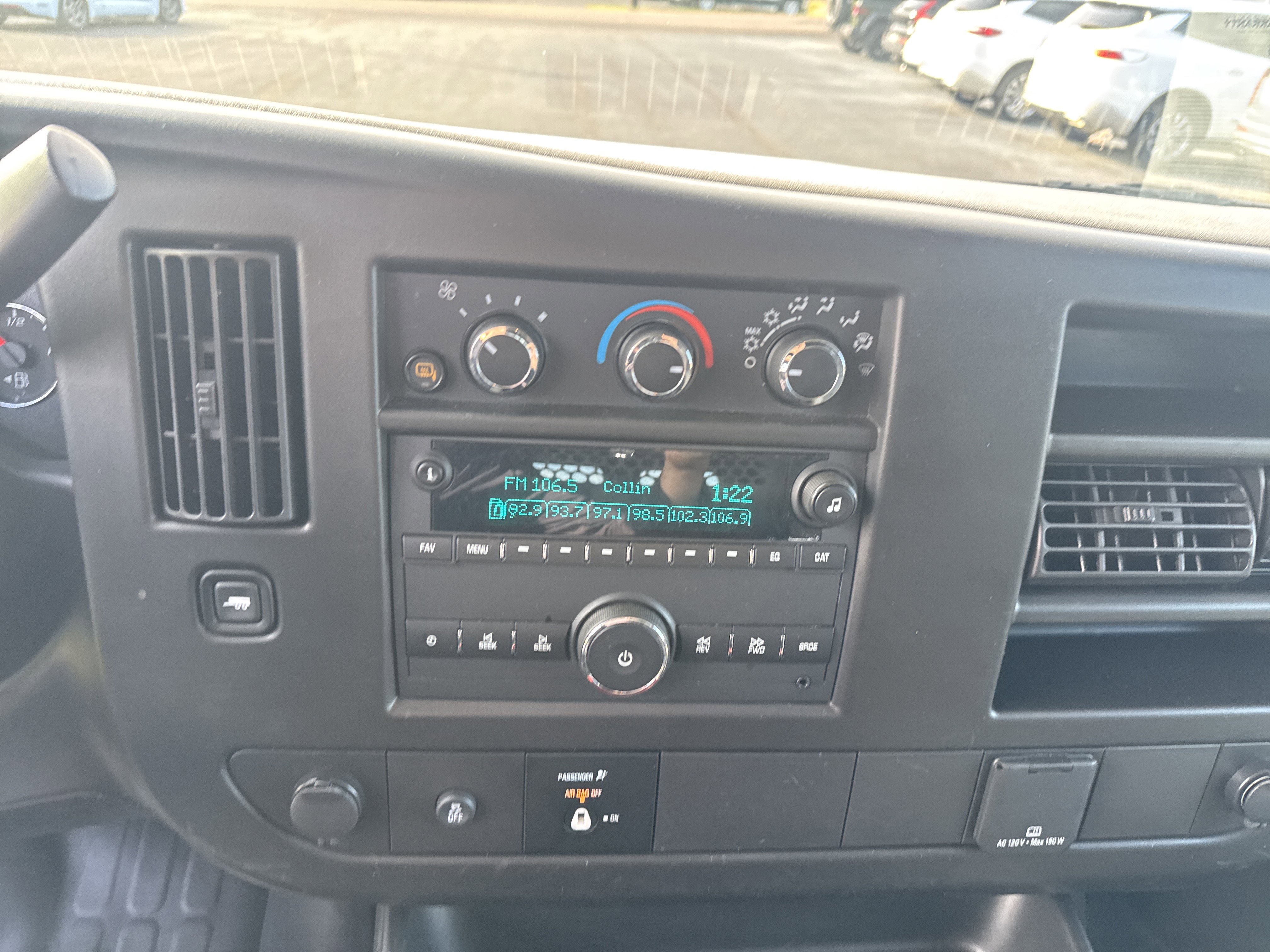 Used 2023 GMC Savana 2500 w/ Driver Convenience Package image 23