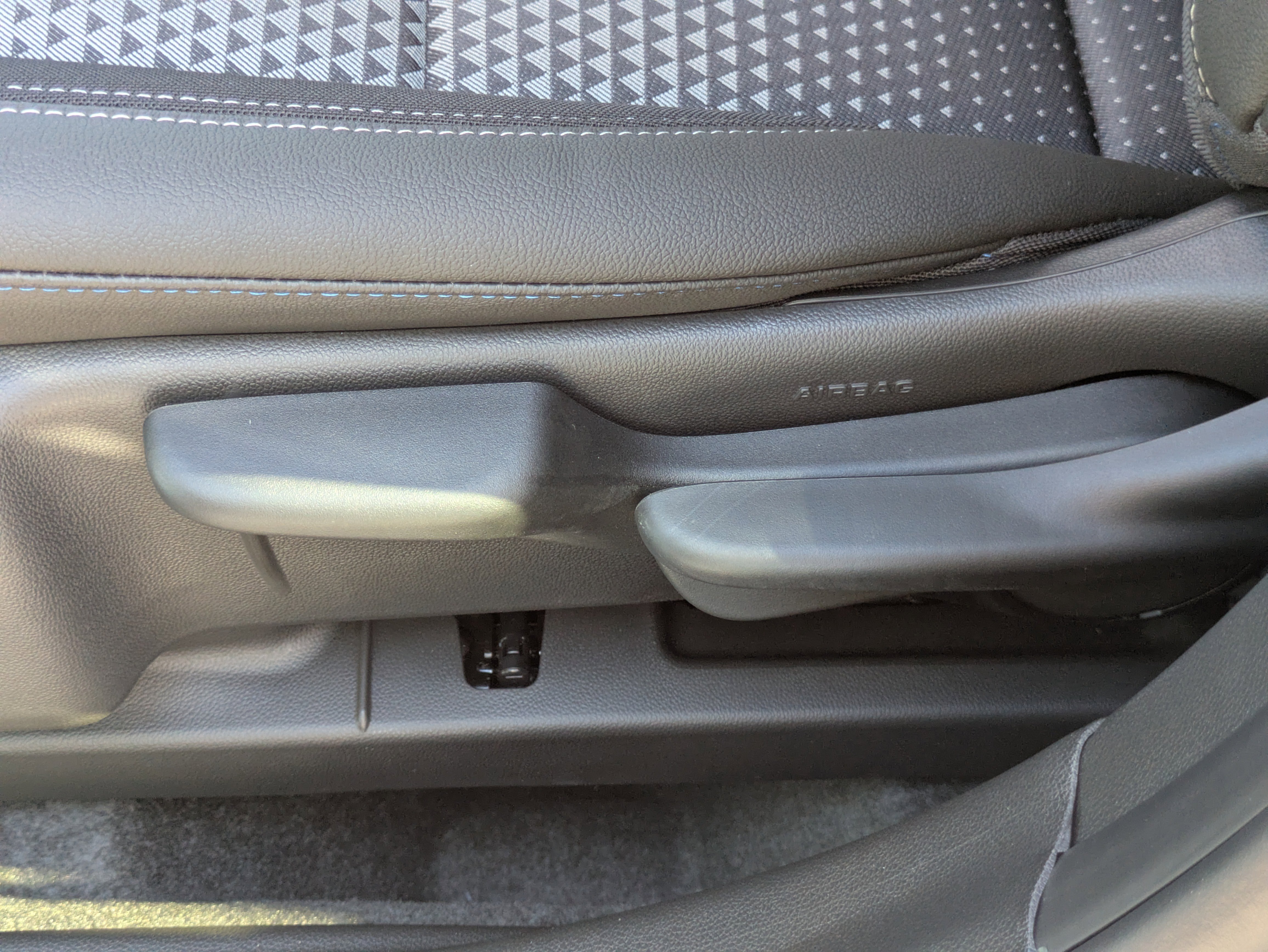 New 2026 Chevrolet Trax LT w/ Driver Confidence Package image 12