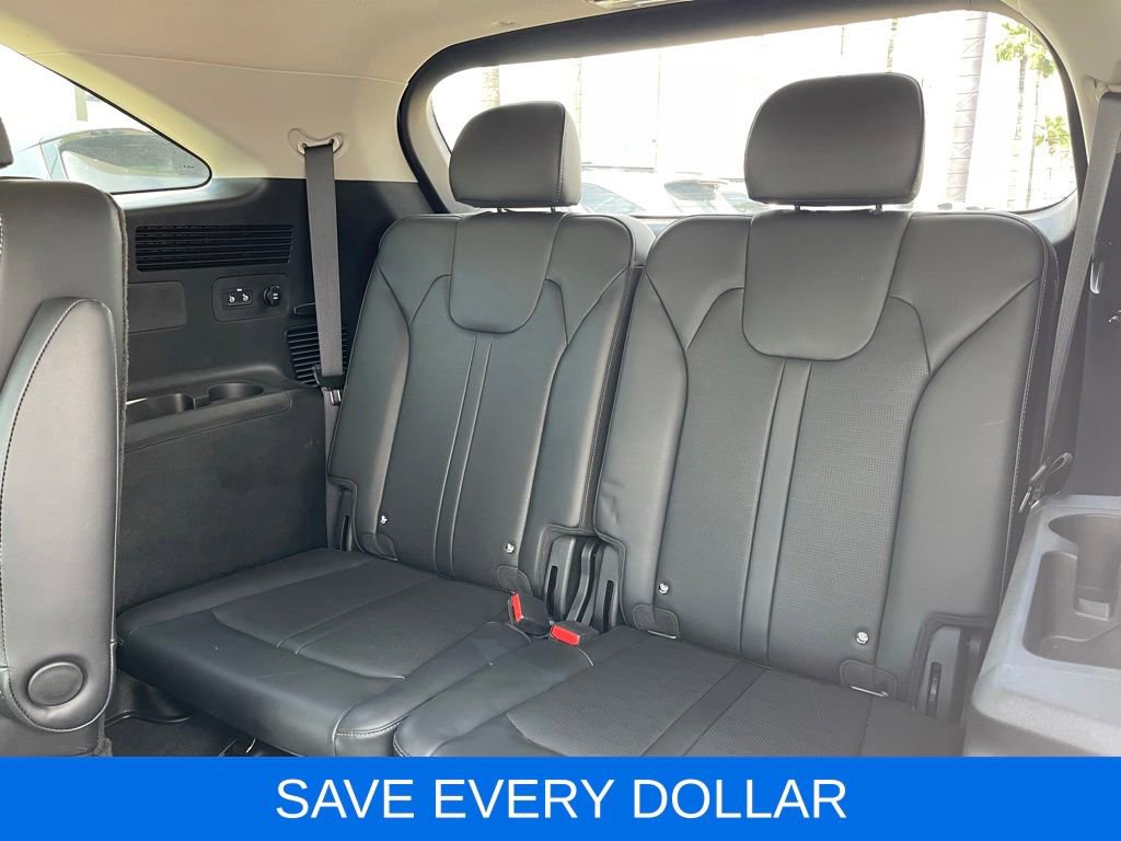 Used 2024 Kia Sorento EX w/ Panoramic Sunroof Package FWD image 21